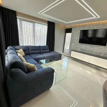 Апартаменти Regatta Park 2br Exclusive Parking Included Пловдив