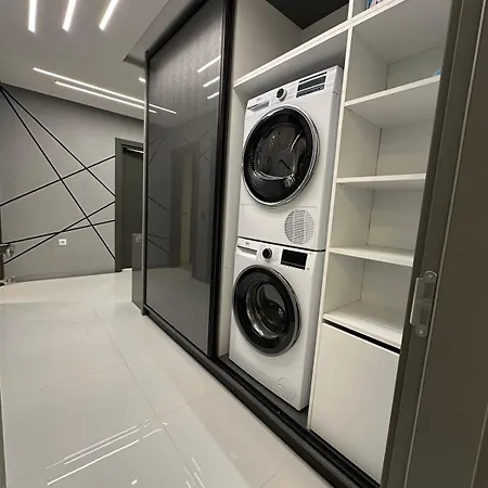 Regatta Park 2br Exclusive Parking Included Апартаменти